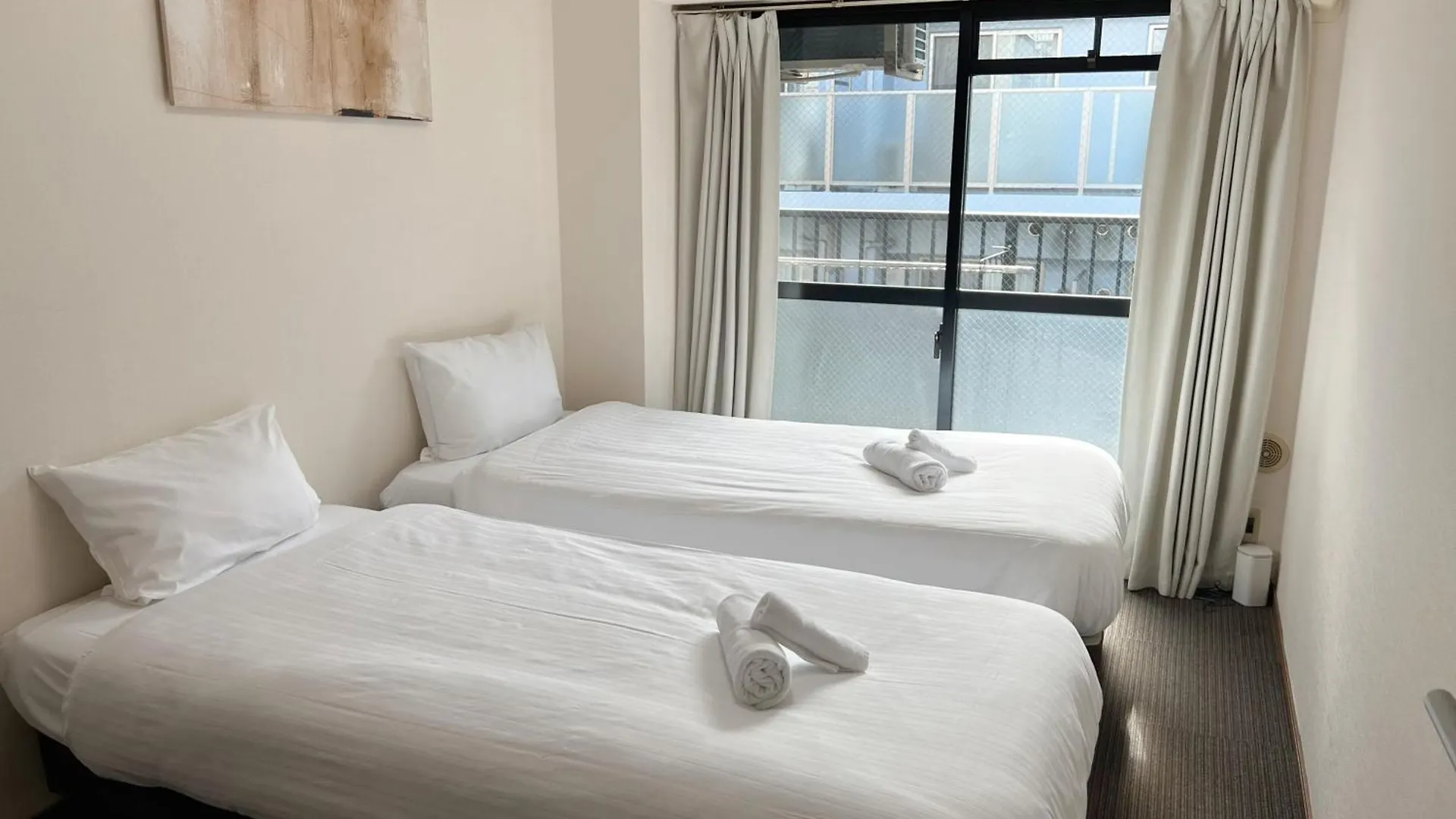 Apartment Ferienwohnung Uro 島之内 Ōsaka